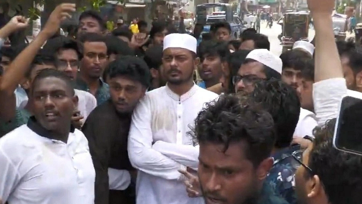 নাসীরুদ্দীন পাটওয়ারীর ওপর হামলার ঘটনায় মামলা