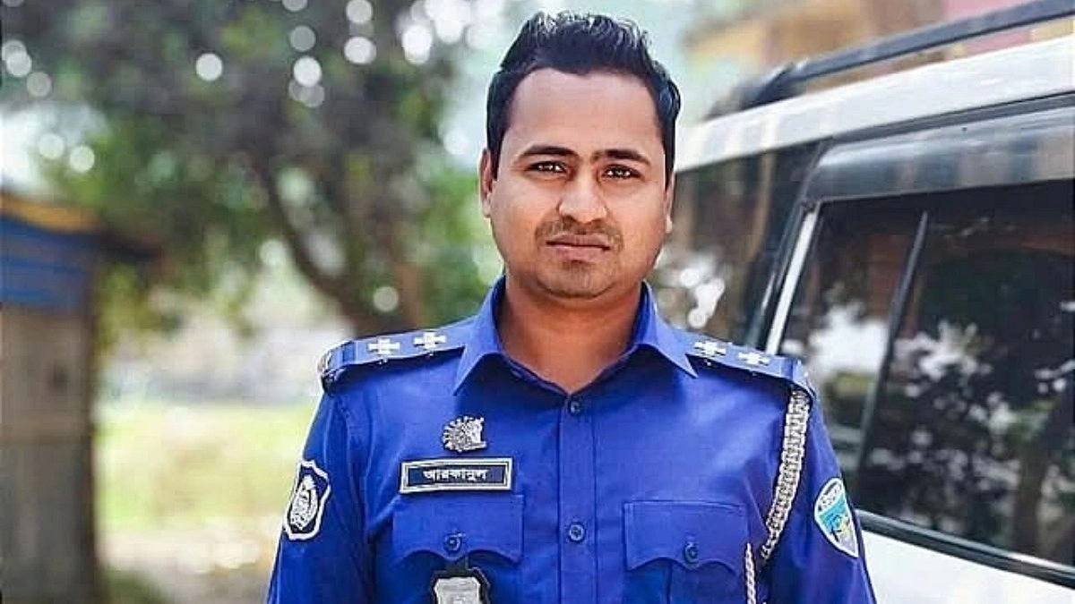 চকরিয়ায় প্রেমিক যুগলকে মারধর, সেই এসআই প্রত্যাহার