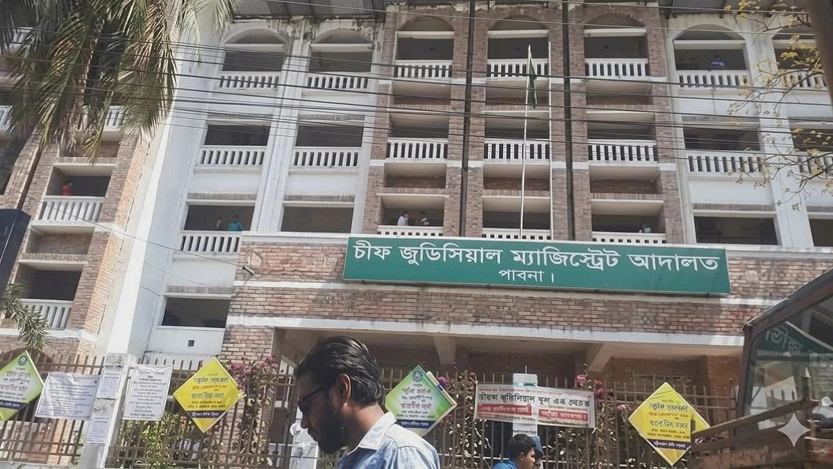 এজলাসে আসামিকে গাঁজা-ইয়াবা দিয়ে মিলল কারাদণ্ড