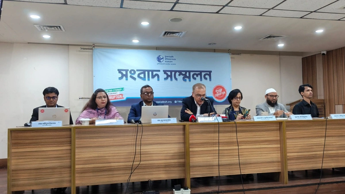 সরকারের ১০০ দিনে আইনশৃঙ্খলা পরিস্থিতি উদ্বেগজনক, বলছে টিআইবি