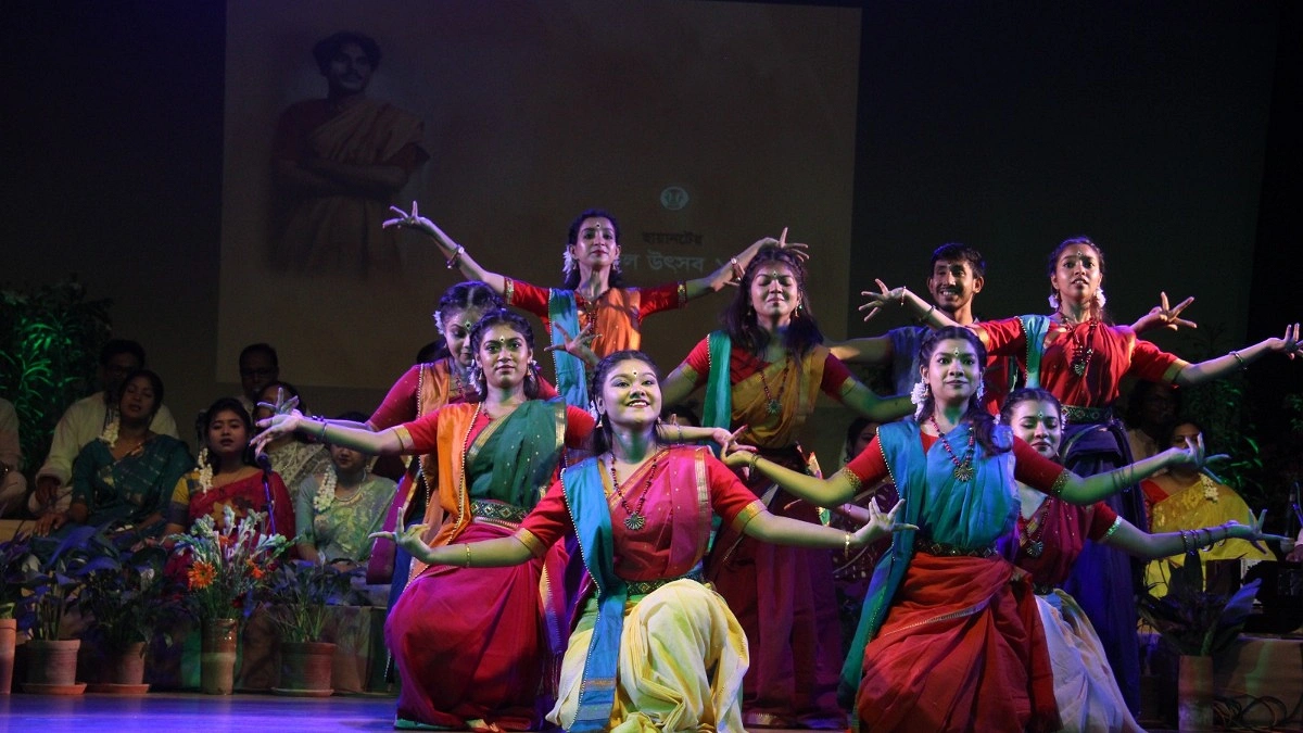 গান-কবিতায় ছায়ানটে শুরু নজরুল উৎসব