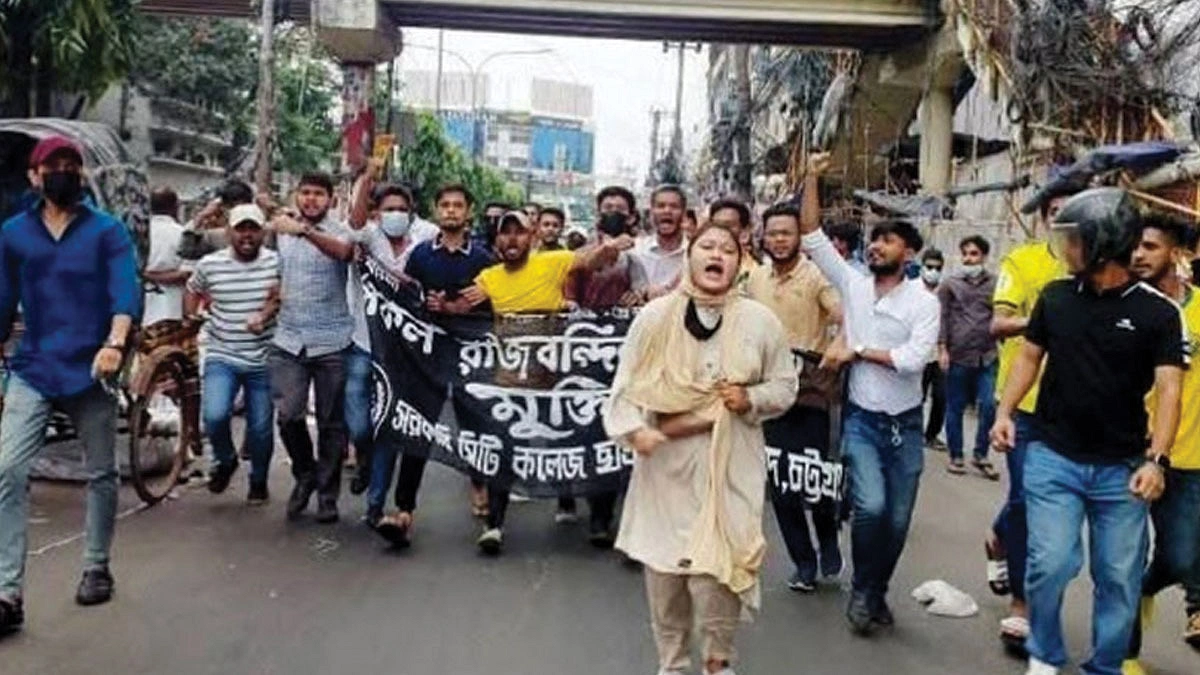 পুলিশকেই নজরদারি!