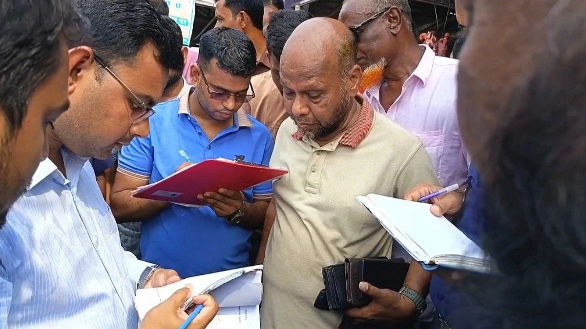 মরা গরুর মাংস বিক্রির অভিযোগে দুই ব্যবসায়ীর জেল-জরিমানা
