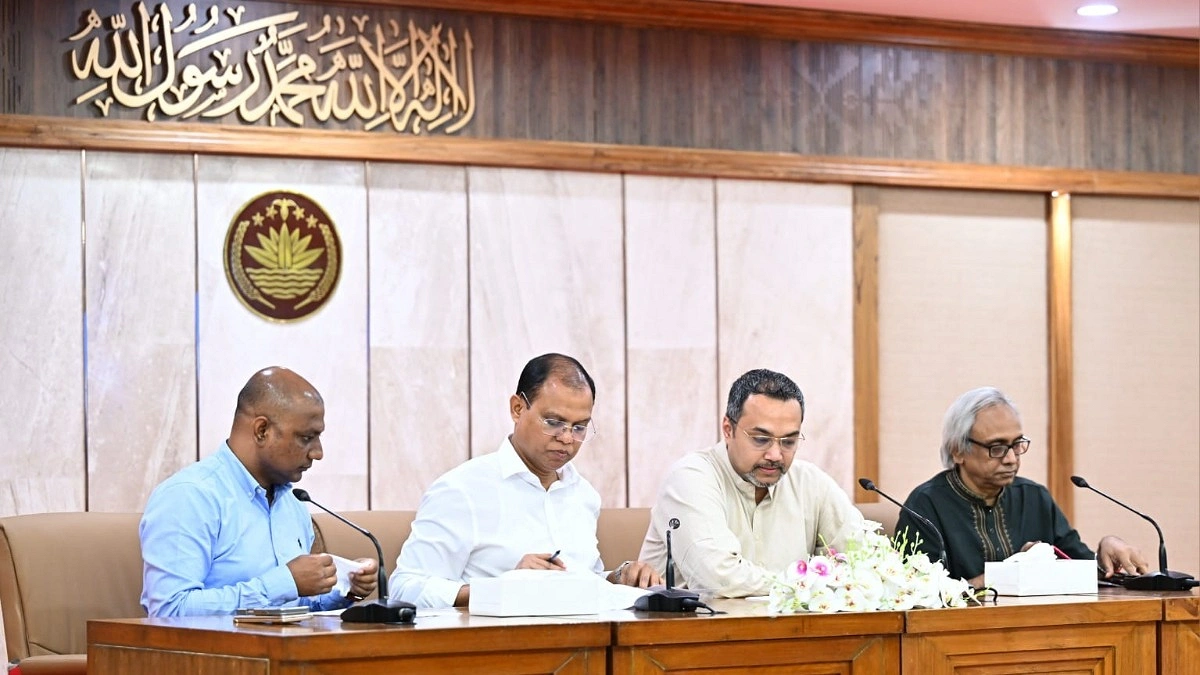 ‘সমন্বয় করে’ সীমিত আকারে বাড়ানো হয়েছে জ্বালানি তেলের দাম
