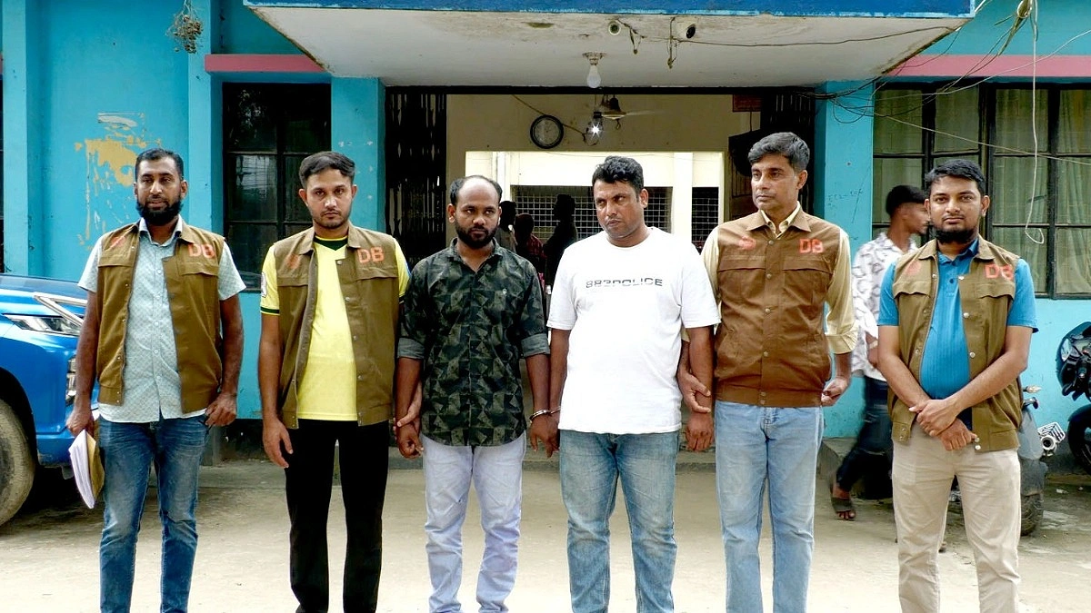 এএসআই পদে নিয়োগ দিতে ২৫ লাখের চুক্তি, গ্রেপ্তার দুই