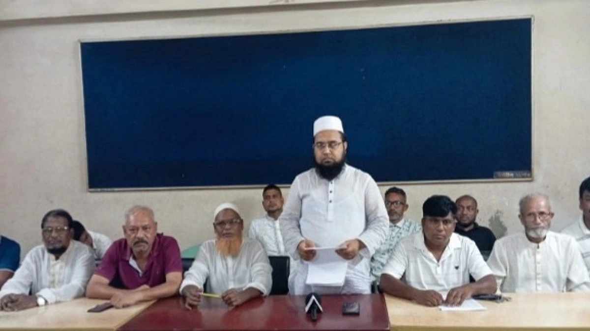 যশোরে জাতীয় পার্টির ২৫ নেতার পদত্যাগ