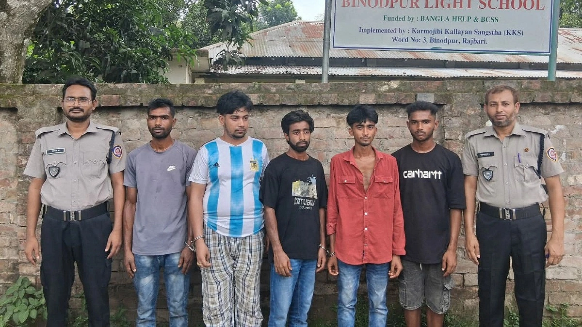 রাজবাড়ীতে মাদকবিরোধী অভিযানে ৫ জনের কারাদণ্ড