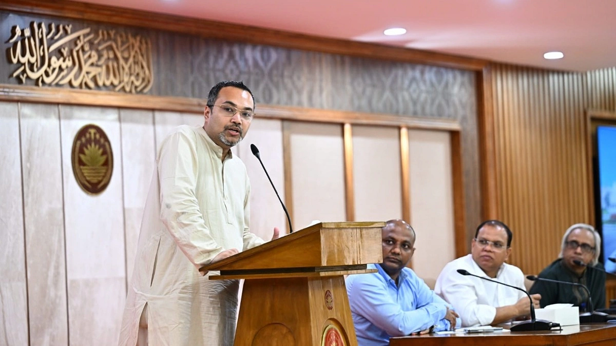 রাষ্ট্রীয় বাধ্যবাধকতা নয়, হৃদয়ের টানেই শহীদ জিয়ার স্মৃতি আজও জীবন্ত