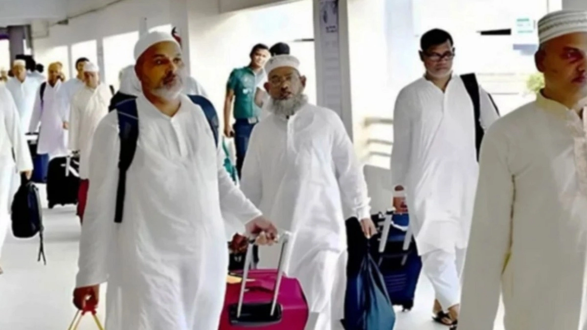 দেশে ফিরেছেন ৫৫ হাজার ১৩৩ হাজি