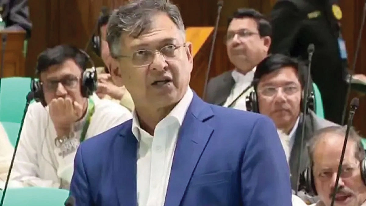 মিয়ানমার-ভারত সীমান্তে বসবে কাঁটাতারের বেড়া