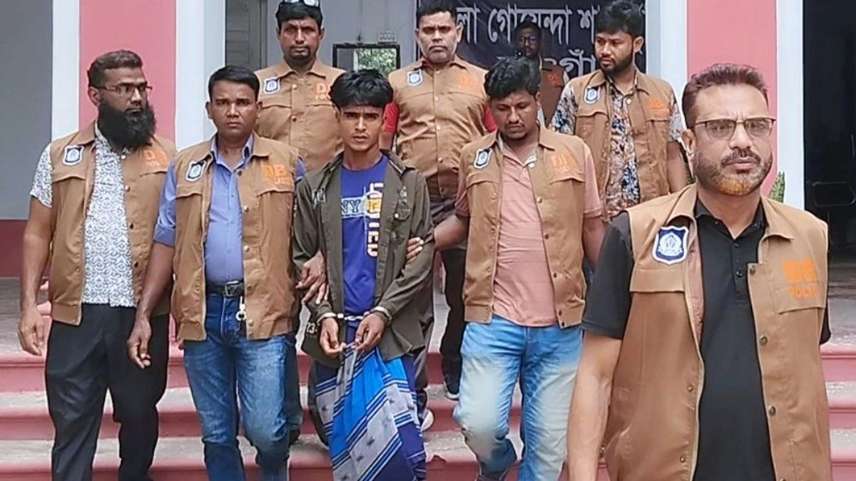 পুরুষশূন্য বাড়িতে ঢুকে নারীদের ওপর হামলা করত ‘সিরিয়াল কিলার’ মোরশেদ