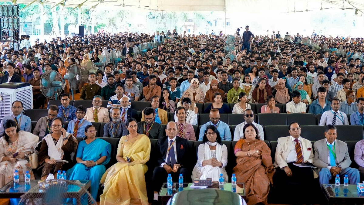 আইইউবিএটির সামার সেমিস্টারে নবীন শিক্ষার্থীর পরিচিতি পর্ব অনুষ্ঠিত