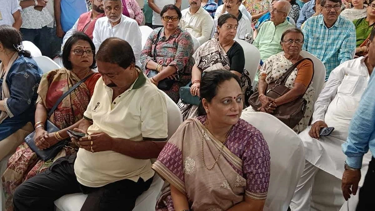 শুভেন্দুর মঞ্চে উপস্থিত মমতার ভ্রাতৃবধূ