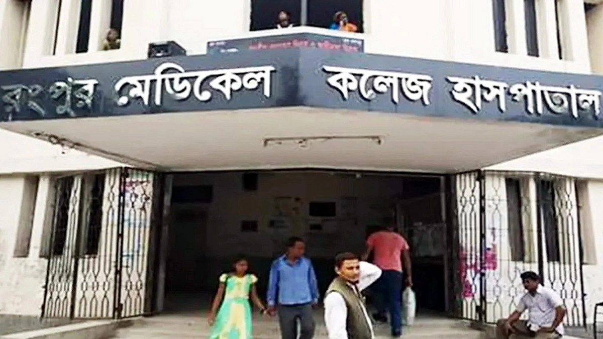 মৃতের ছেলেকে ‘কান ধরে উঠবস’ করানোর পরও ইন্টার্নদের কর্মবিরতি