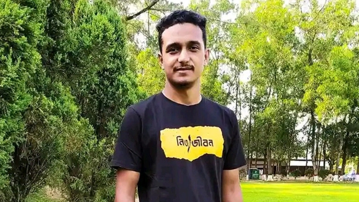 ‘ছাত্রলীগ কর্মীকে’ কুপিয়ে হত্যায় আটক ‘যুবলীগ কর্মী’