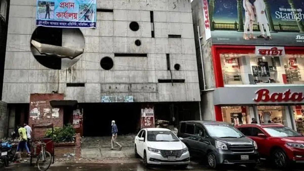 আওয়ামী লীগের প্রতিষ্ঠাবার্ষিকী ঘিরে দেশজুড়ে পুলিশের সর্তকতার কারণ কী?