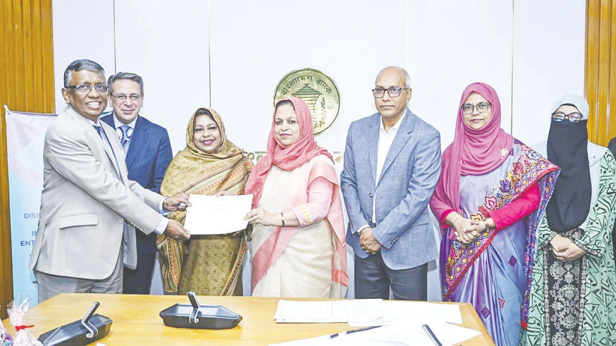 কর্মসংস্থান সৃষ্টিতে মার্কেন্টাইল ব্যাংকের সনদ