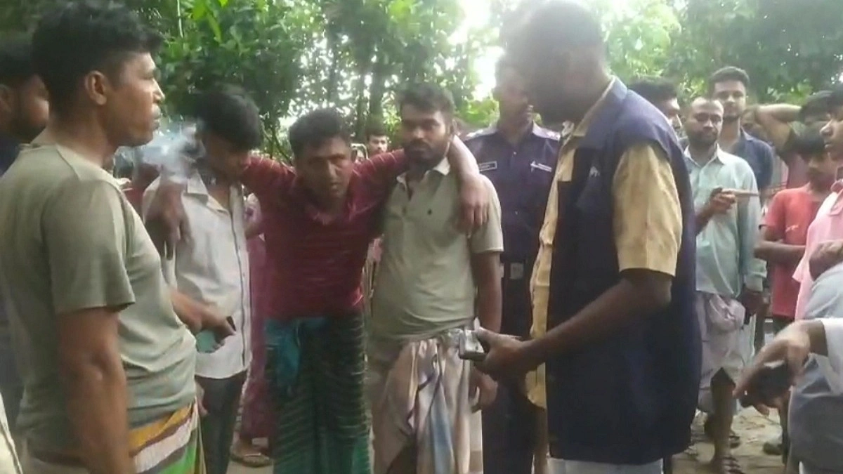 রূপগঞ্জে ডিবির ৩ সদস্যকে মারধর, গুরুতর আহত অবস্থায় উদ্ধার