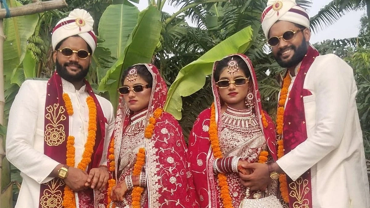টাঙ্গাইলে যমজ বোনের সঙ্গে যমজ ভাইয়ের বিয়ে