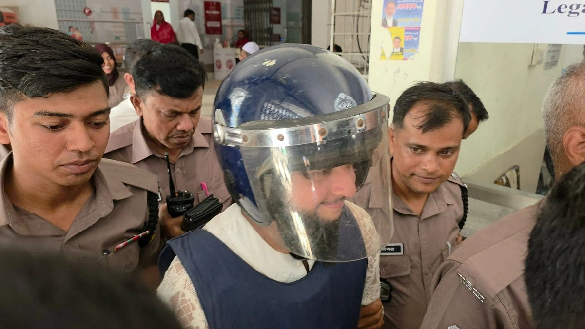 প্রতারণার মামলায় তৌহিদ আফ্রিদিকে গ্রেপ্তার দেখালেন আদালত