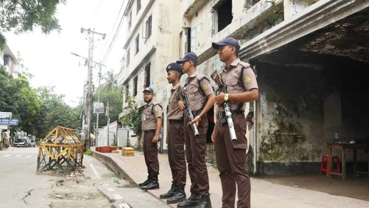 যেকোনো বিশৃঙ্খলা প্রতিরোধে প্রস্তুত আইনশৃঙ্খলা বাহিনী : ডিএমপি