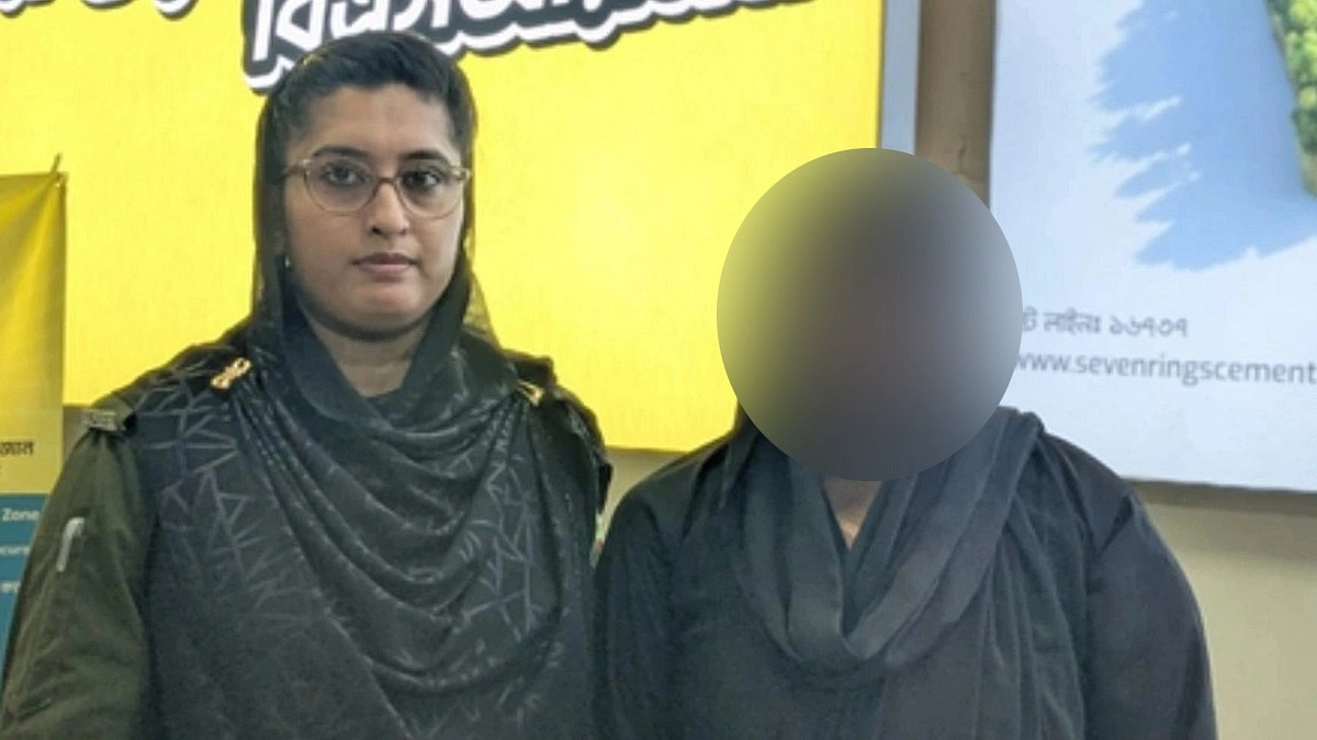 কক্সবাজার বিমানবন্দরে ১০ হাজার ইয়াবাসহ নারী আটক