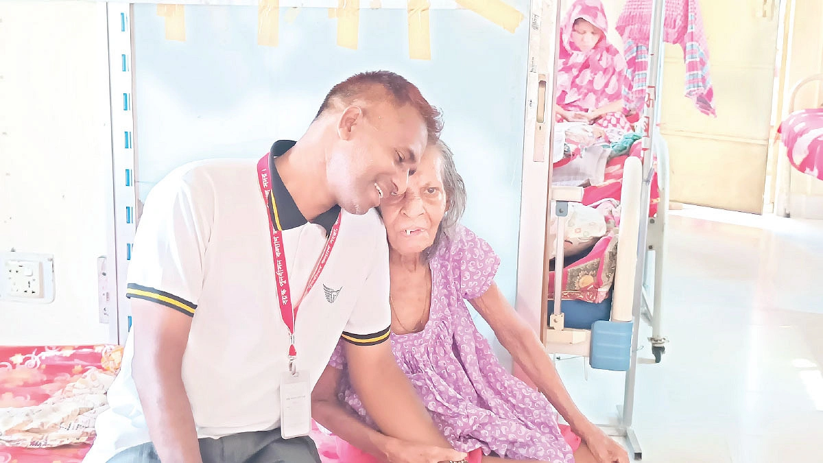৬০ মায়ের ‘সন্তান’ সাখাওয়াত