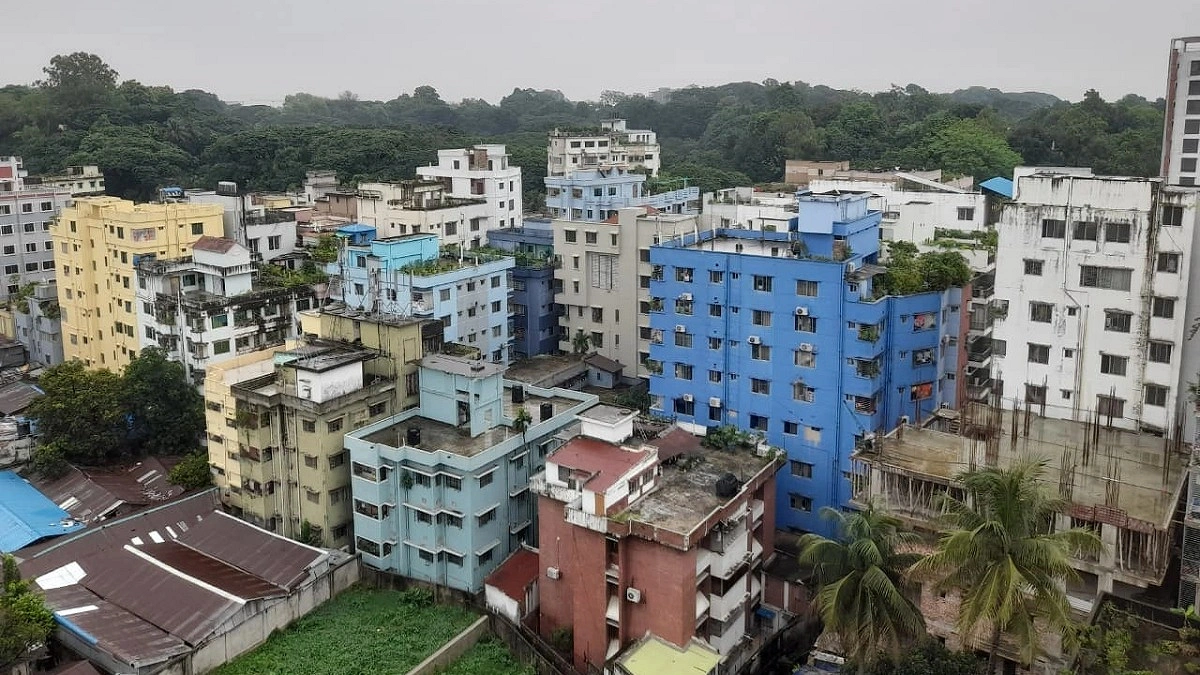 বৃষ্টিতে কমল গরম, জনজীবনে স্বস্তি