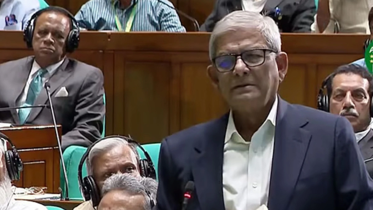 একাত্তরের ভূমিকার জন্য জামায়াতের ক্ষমা চাওয়া উচিত : মির্জা ফখরুল