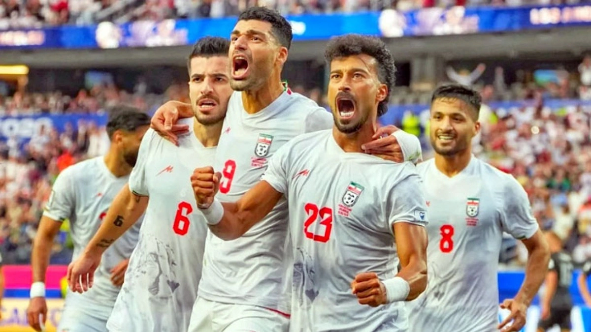 যুক্তরাষ্ট্রের বিরুদ্ধে ফিফার কাছে আনুষ্ঠানিক অভিযোগ দেবে ইরান