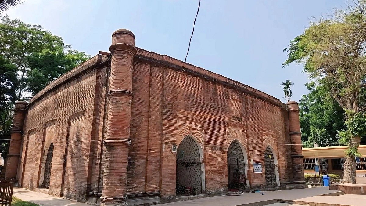গৌরনদীতে ইতিহাসের নীরব সাক্ষী ‘আল্লাহর মসজিদ’