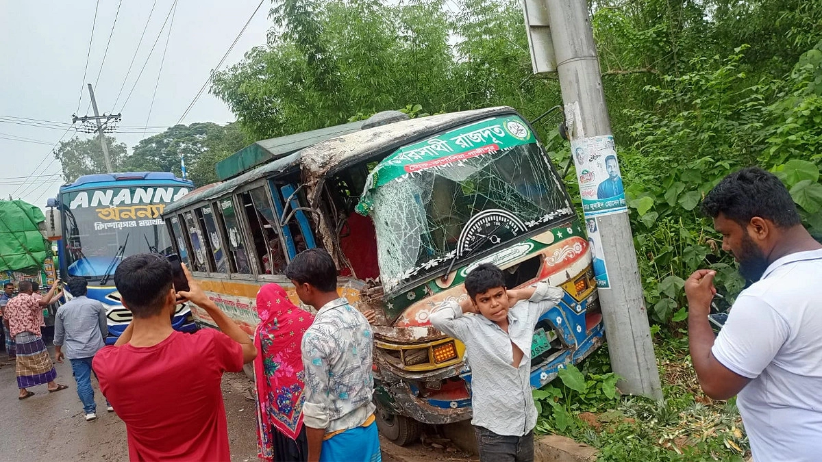 গাজীপুরে পৃথক দুর্ঘটনায় প্রাণ গেল মধ্যবয়সীর, আহত ৫