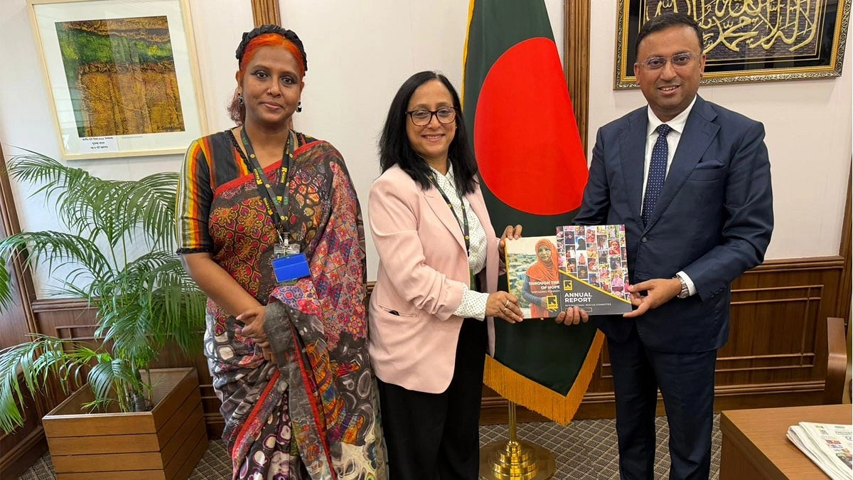 জলবায়ু ও দুর্যোগ মোকাবিলায় আইআরসির সহযোগিতা চান উপদেষ্টা