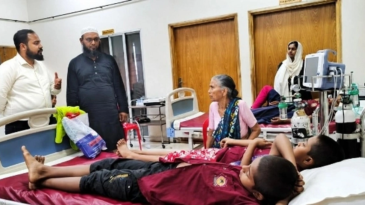 অনুমোদনহীন চিপস খেয়ে হাসপাতালে ১৩ শিক্ষার্থী