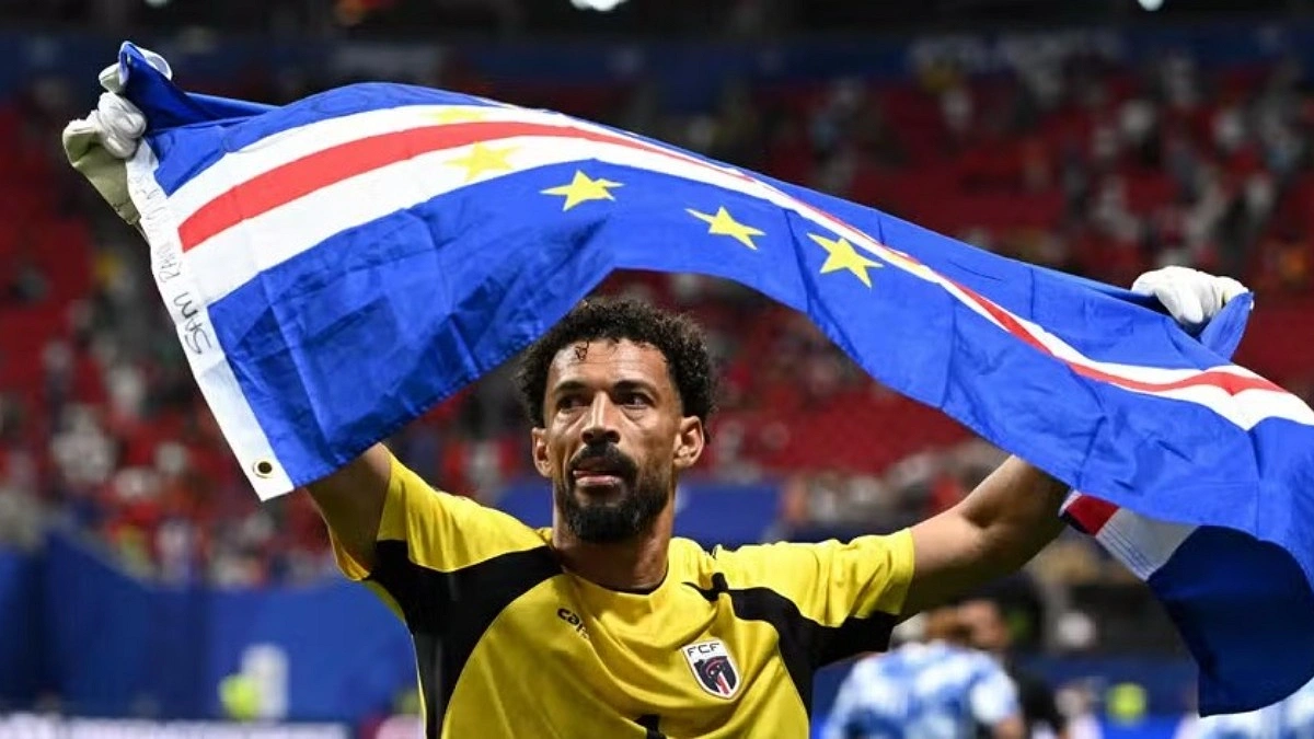 কেপ ভার্দের নায়ক ৪০ বছরের ‘দাদু’