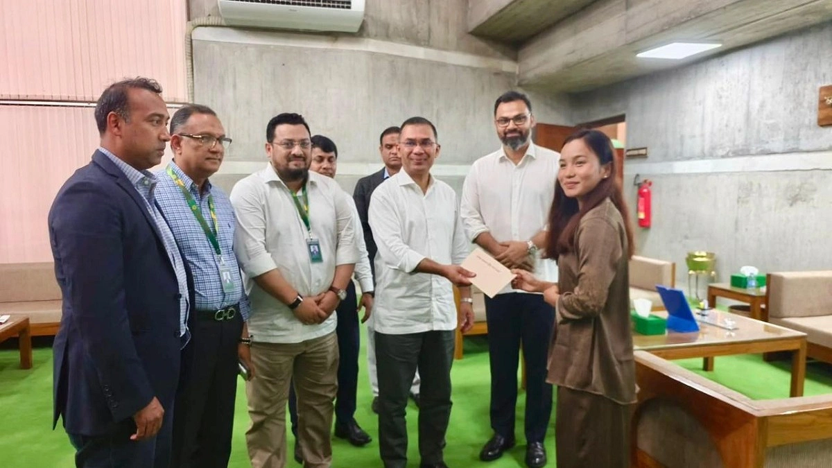 বাড়ি নির্মাণে ঋতুপর্ণাকে অর্থ সহায়তা দিলেন প্রধানমন্ত্রী