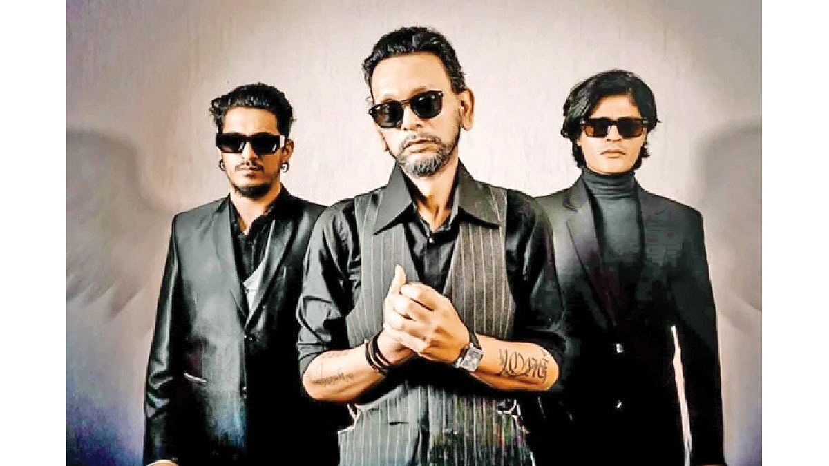 নতুনভাবে অর্থহীন ও আর্টসেল