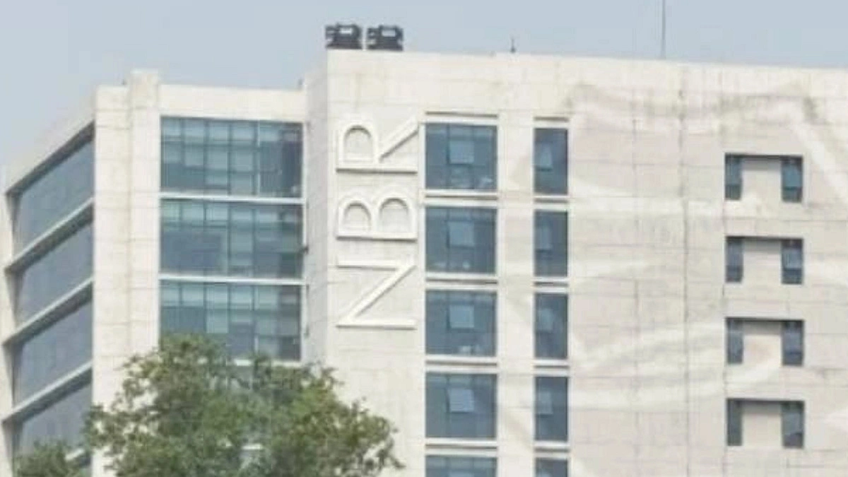 ভ্যাটমুক্ত থাকছে কনটেন্ট ক্রিয়েটরদের আয়