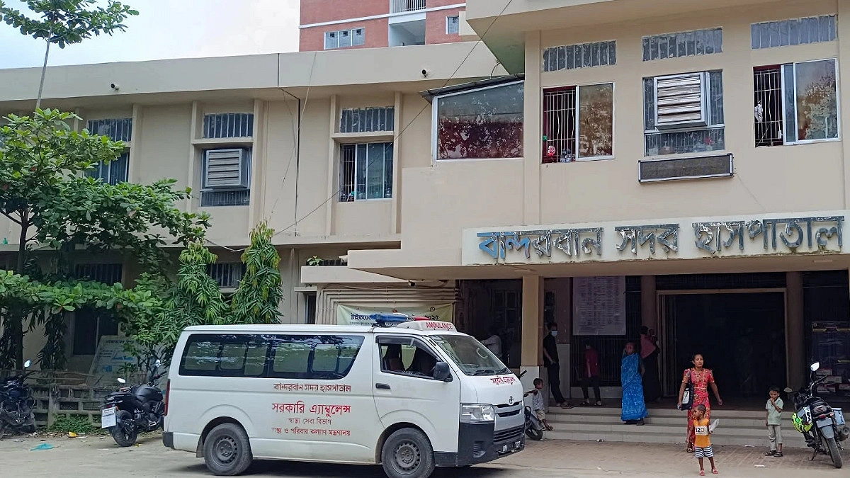সঞ্চালন লাইনে কাজ করতে গিয়ে বিদ্যুতায়িত হয়ে ২ জনের মৃত্যু