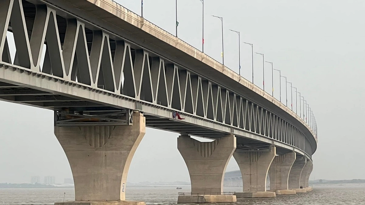 বাণিজ্যে গতি এলেও থমকে শিল্পায়ন
