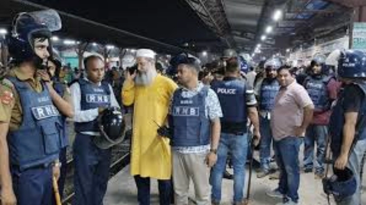 ভৈরব রেলস্টেশনে দুই পক্ষের সংঘর্ষ, সাড়ে চার ঘণ্টা বন্ধ ট্রেন চলাচল