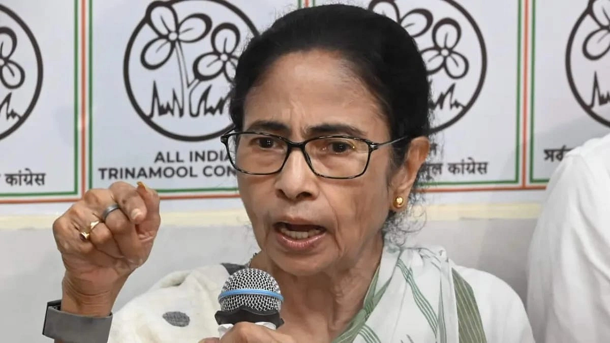 পিছিয়ে গেল তৃণমূলের গুরুত্বপূর্ণ বৈঠক