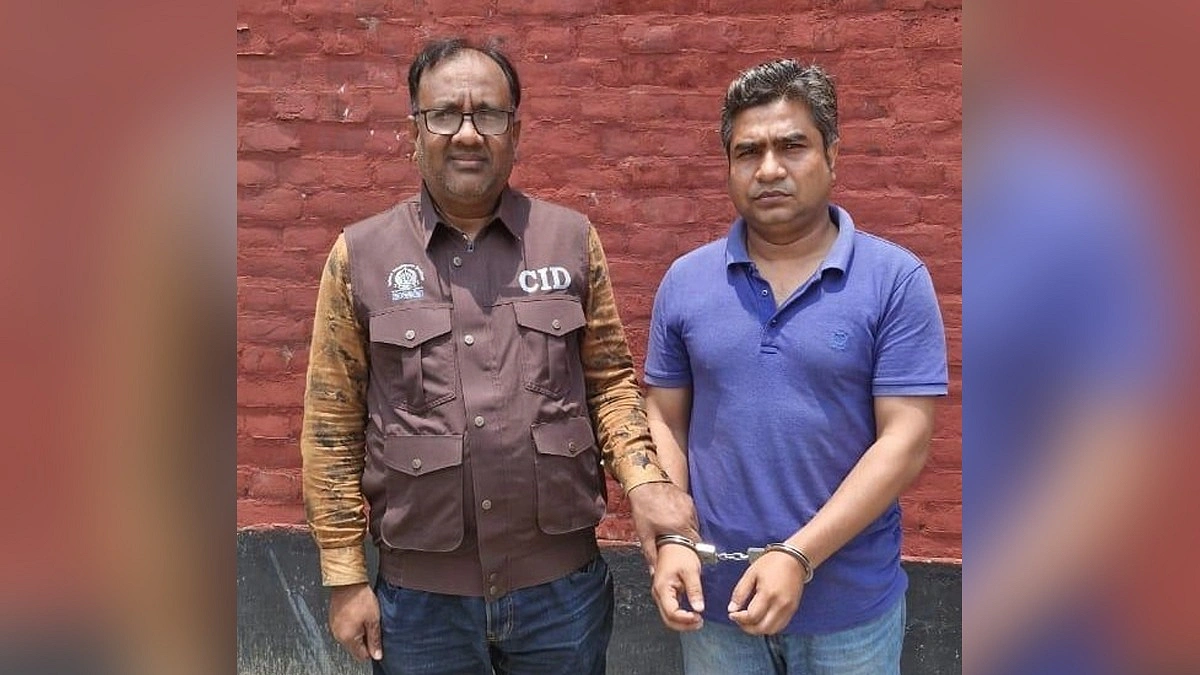 জাল ভিসায় ইতালিতে মানবপাচার, বিমান কর্মকর্তা গ্রেপ্তার