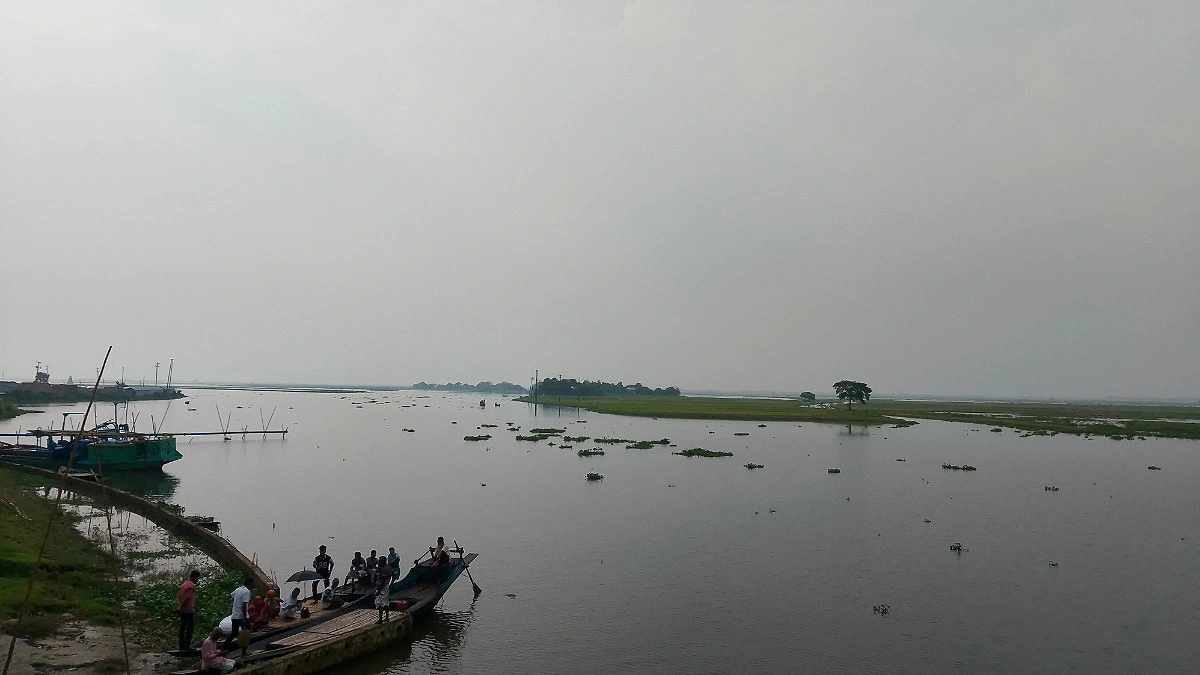সরাইলে তিতাস নদীর ওপর সেতুর অপেক্ষায় যুগ যুগ