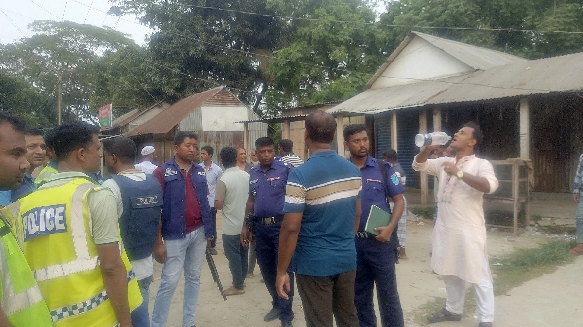 গজারিয়ায় আধিপত্য বিস্তারকে কেন্দ্র করে সংঘর্ষ, আহত ৩