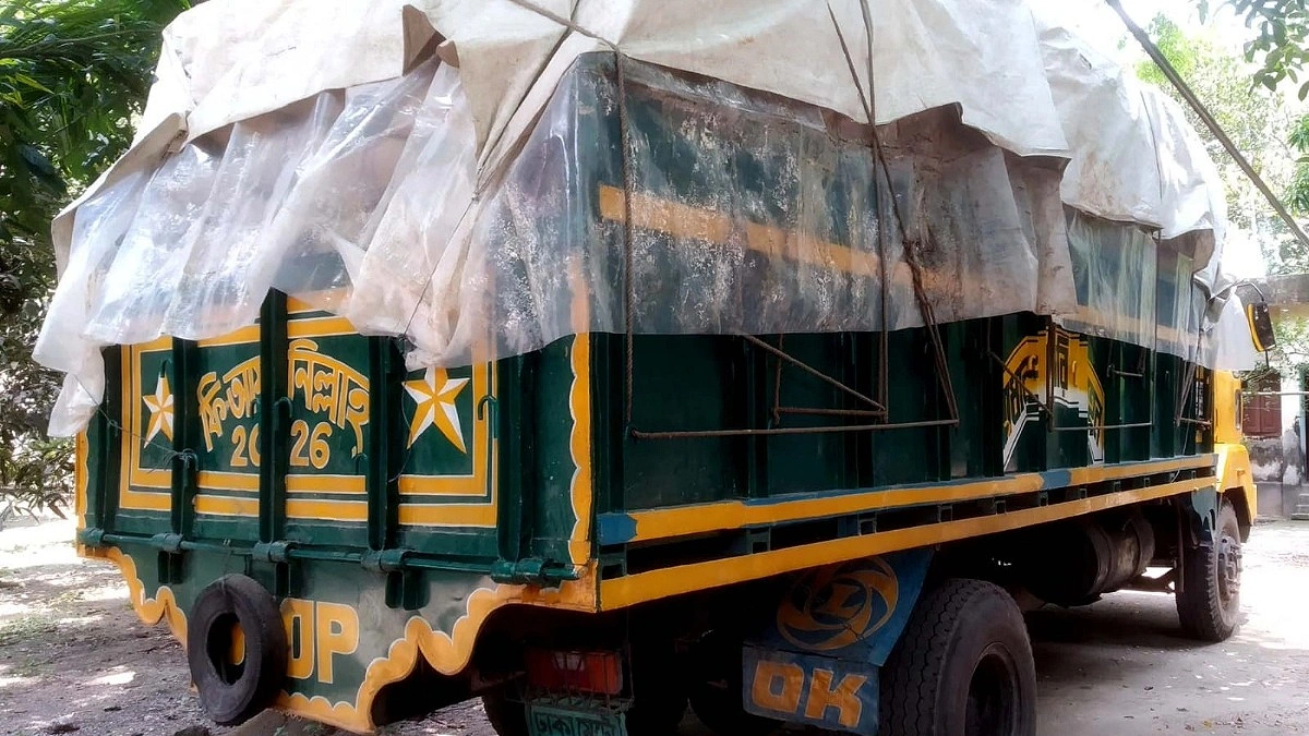 বাগেরহাটে সরকারি বস্তায় ধান পরিবহন, ব্যবসায়ী গ্রেপ্তার