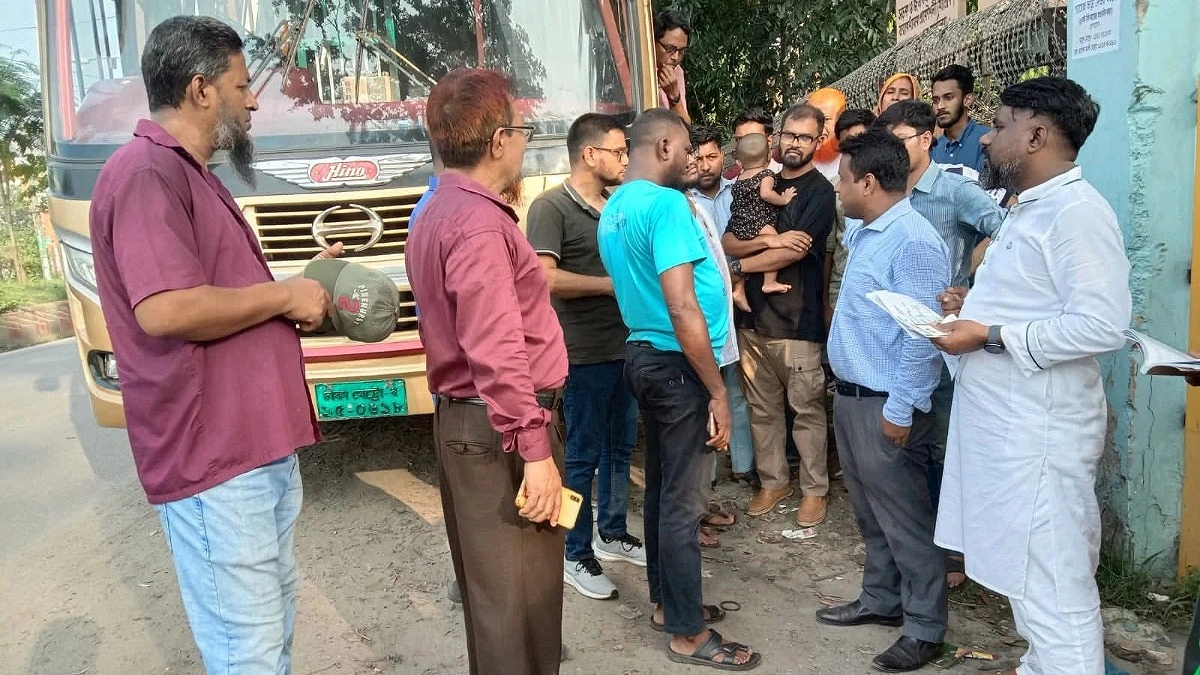 অতিরিক্ত ভাড়ায় ক্ষুদ্ধ কর্মস্থলে ফেরা মানুষ, নথুল্লাবাদে বিআরটিএ’র অভিযান