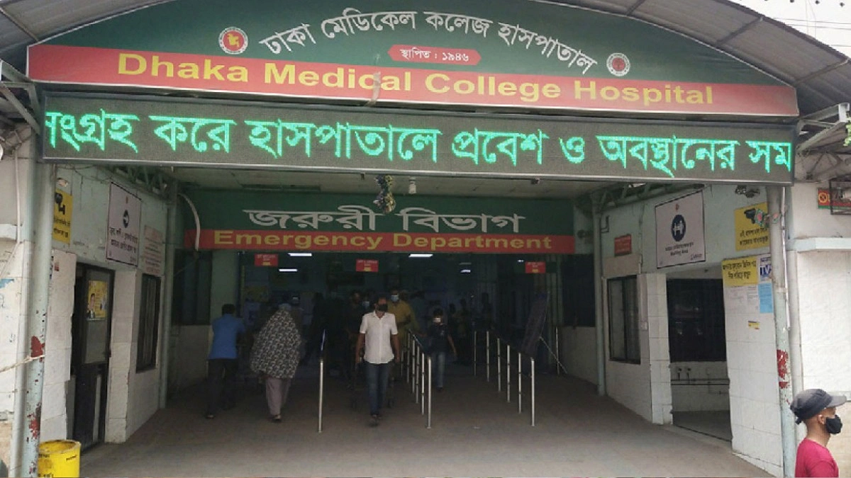 ওয়ারীতে জবি মন্দিরের পুরোহিতকে কুপিয়ে জখম