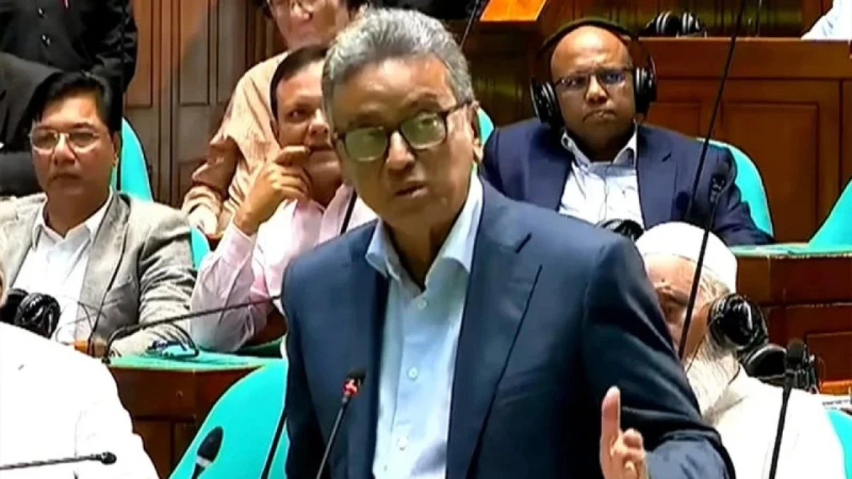 পুরনো মালিকদের ব্যাংকে ফেরার ধারা বাতিলের ঘোষণা