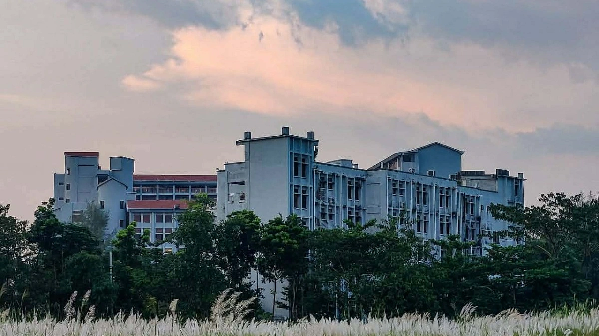 দেড় বছর বন্ধ বেতন, সংকটে খণ্ডকালীন শিক্ষকরা